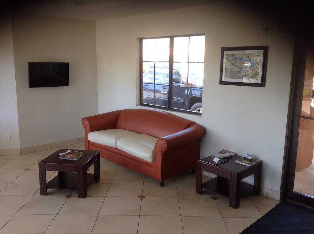 Executive Inn Groves Εξωτερικό φωτογραφία